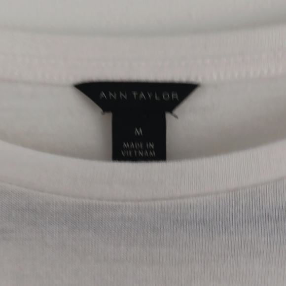 Ann Taylor Ruffle Shoulder Long Sleeve  Tee #1741 - Picture 4 of 5